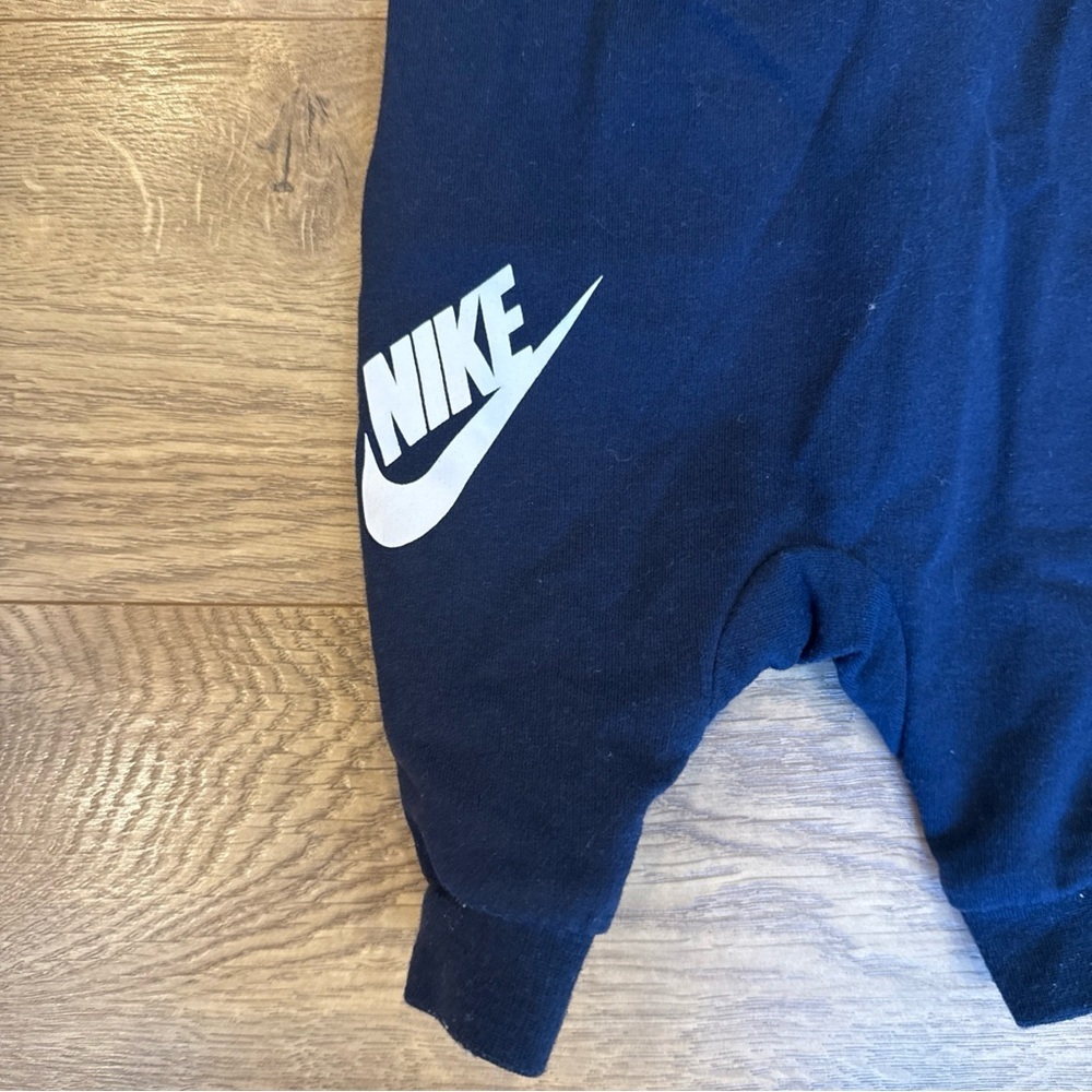 Nike Rompers Zipper Jumpsuits Hoodie Black White Boy /Girl 3 Months - Picture 5 of 5